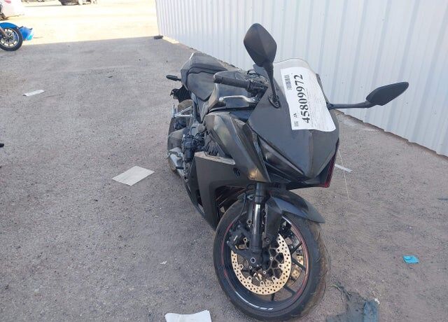 2026 HONDA CB