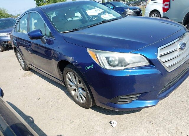 2017 SUBARU Legacy