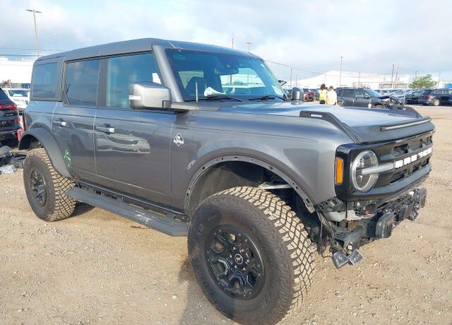 2022 FORD Bronco