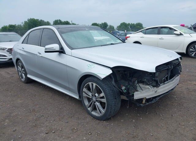 2016 MERCEDES-BENZ E-Class
