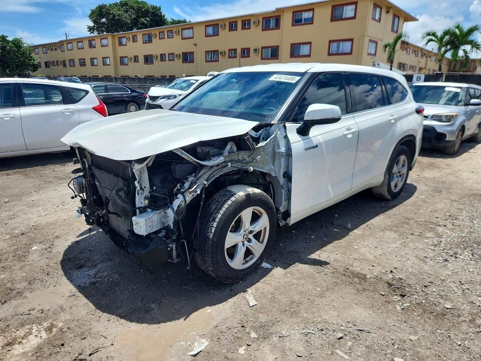 2020 TOYOTA Highlander
