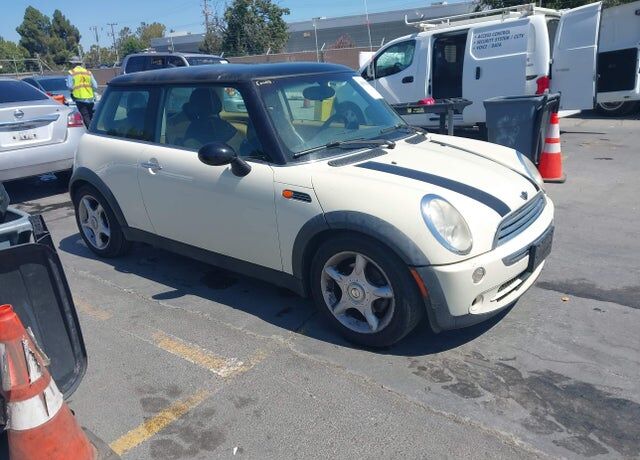 2005 MINI Cooper