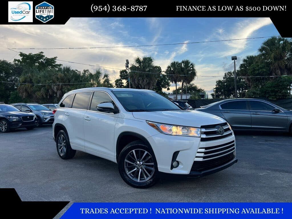 2017 TOYOTA Highlander