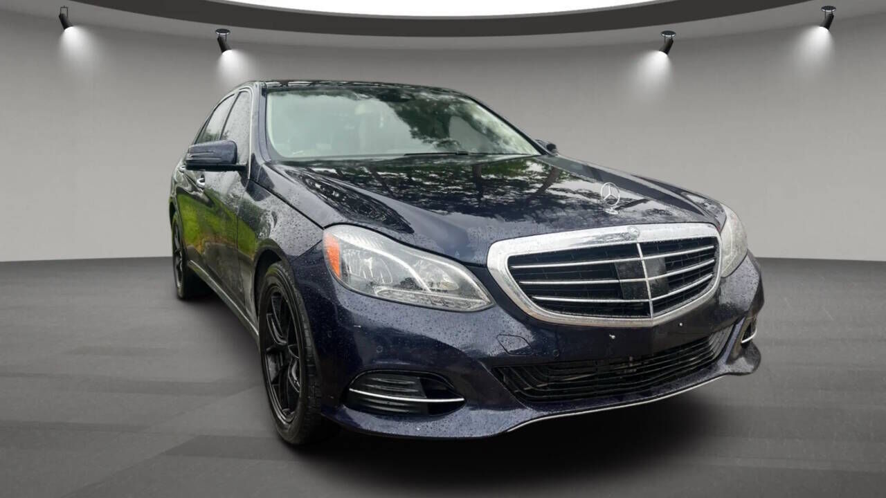 2016 MERCEDES-BENZ E-Class