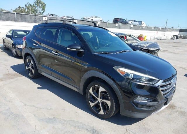 2017 HYUNDAI Tucson