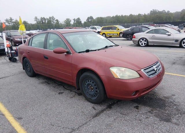 2004 NISSAN Altima