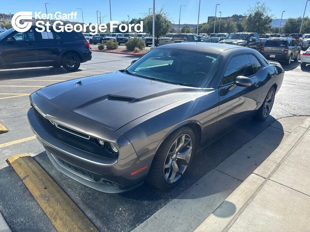 2015 DODGE Challenger