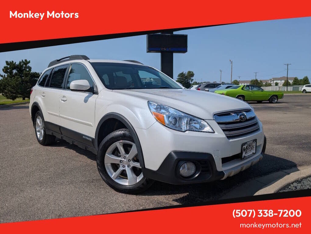 2014 SUBARU Outback