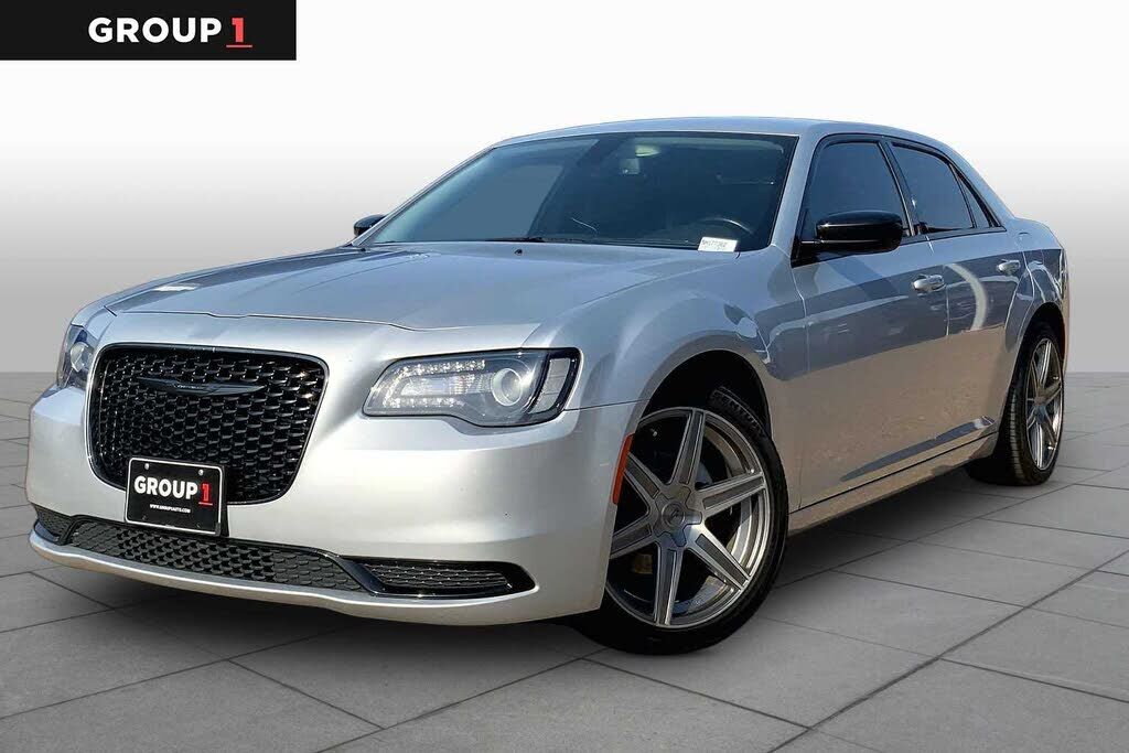 2022 CHRYSLER 300