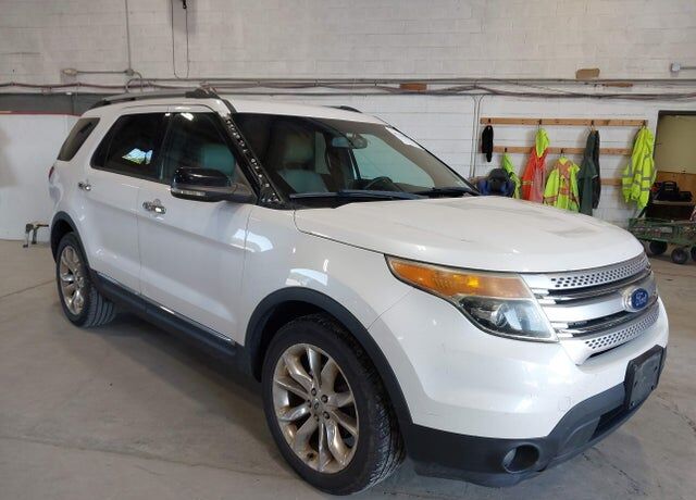 2011 FORD Explorer