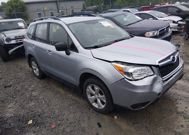 2016 SUBARU Forester
