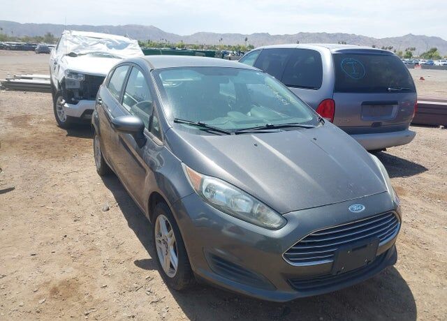 2017 FORD Fiesta