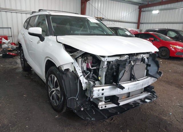 2023 TOYOTA Highlander