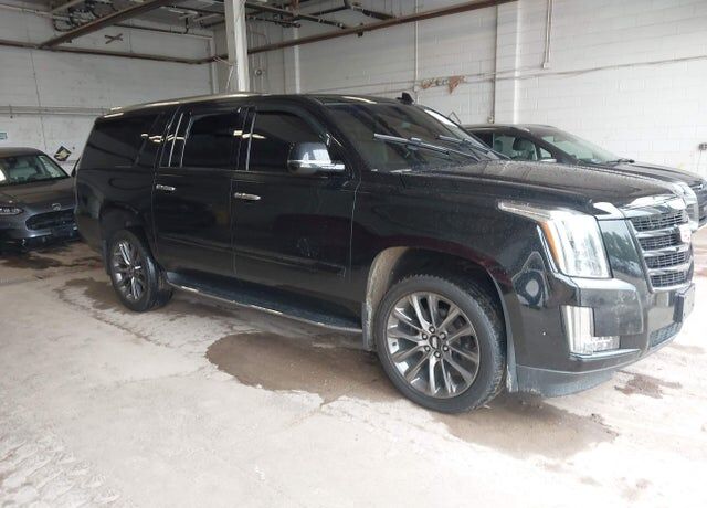 2019 CADILLAC Escalade ESV
