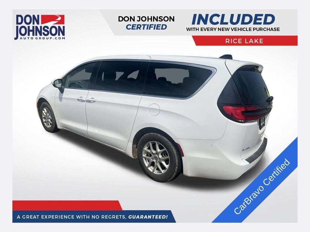 2023 CHRYSLER Pacifica