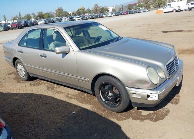 1999 MERCEDES-BENZ E-Class