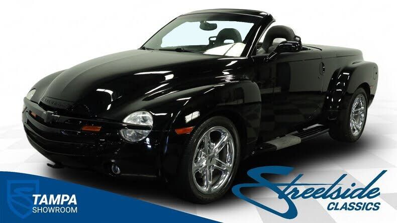 2004 CHEVROLET SSR