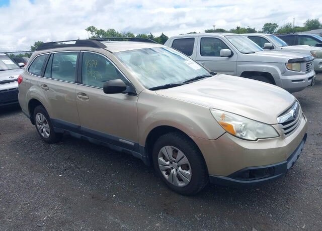 2010 SUBARU Outback