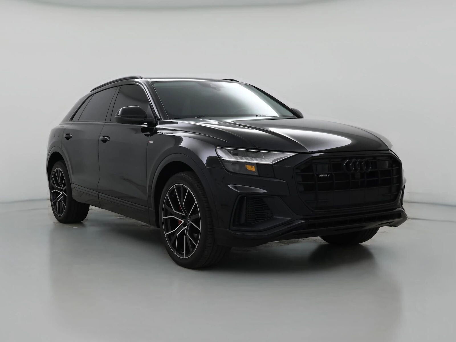 2023 AUDI Q8