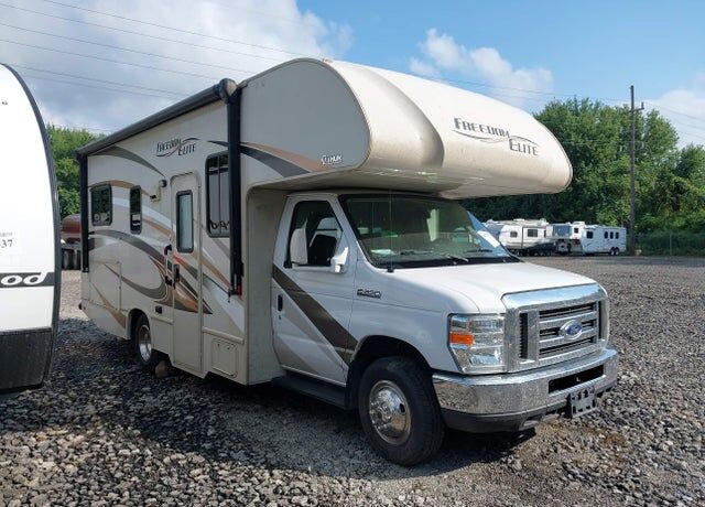 2017 FORD E-350