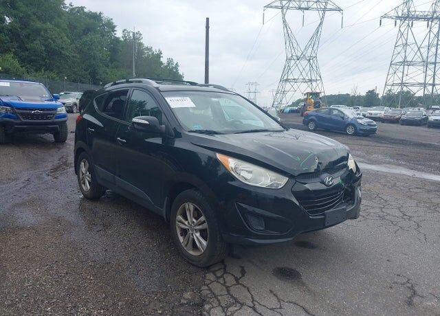 2012 HYUNDAI Tucson