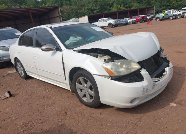 2003 NISSAN Altima