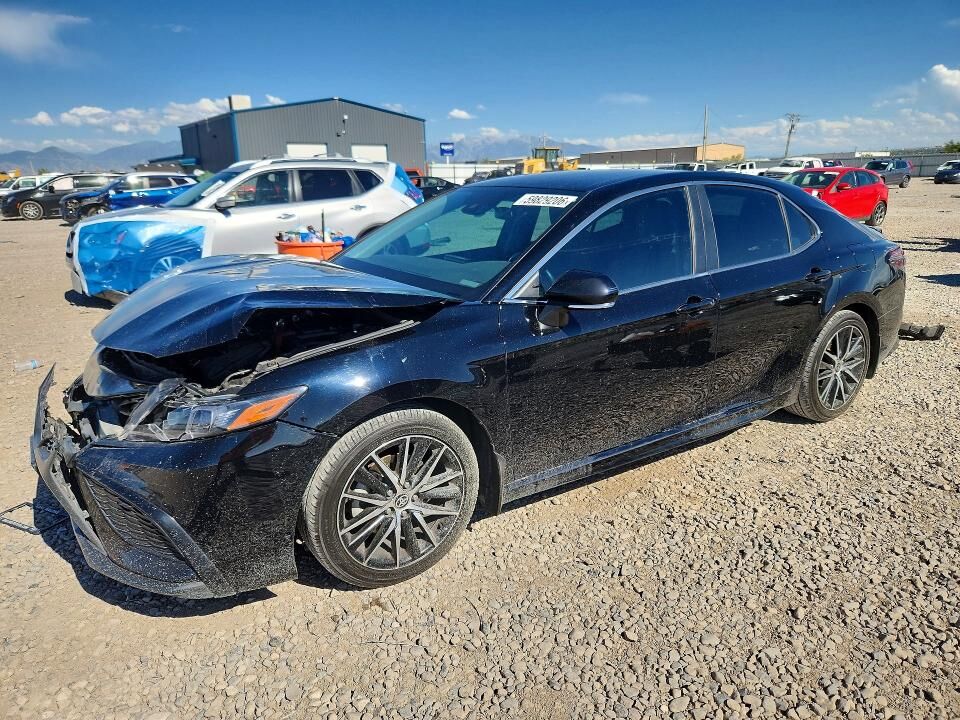 2022 TOYOTA Camry