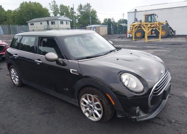 2017 MINI Clubman