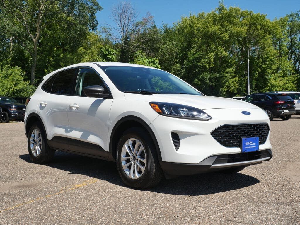 2022 FORD Escape