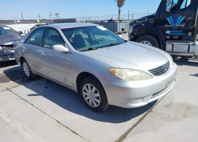 2006 TOYOTA Camry