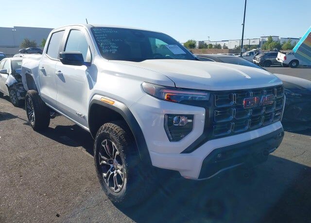 2025 GMC Canyon