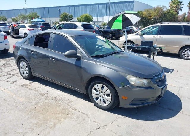 2013 CHEVROLET Cruze