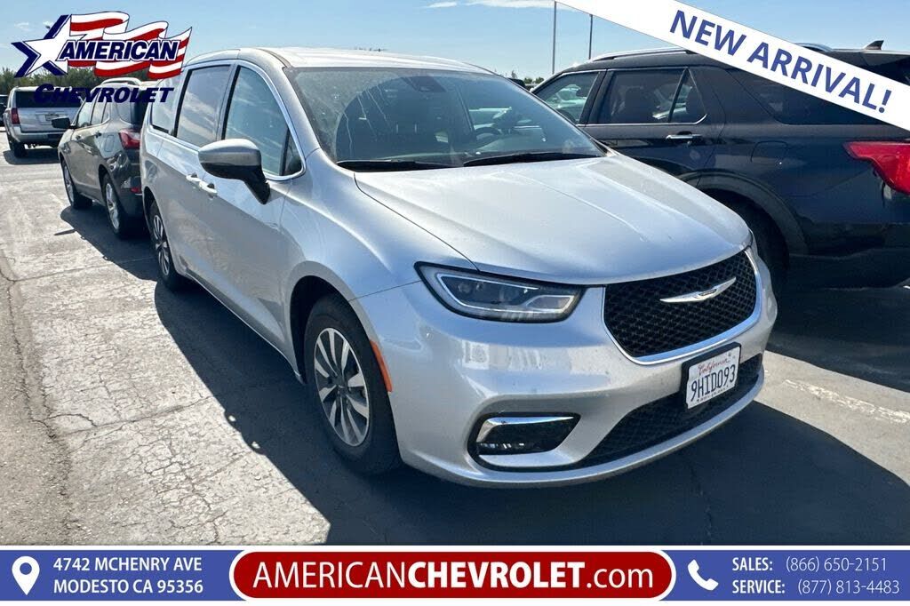 2023 CHRYSLER Pacifica