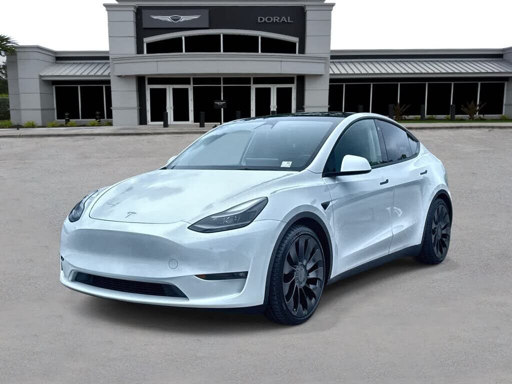 2023 TESLA Model Y
