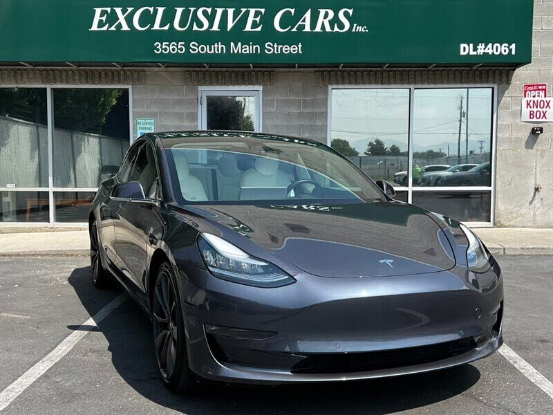 2020 TESLA Model 3