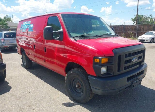 2011 FORD E-350