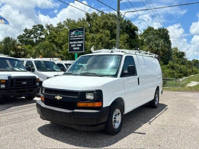 2017 CHEVROLET Express