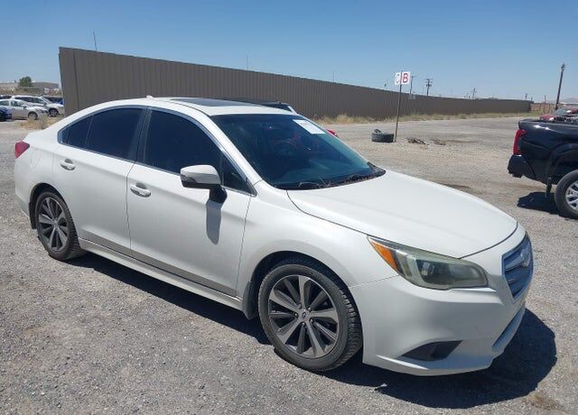 2016 SUBARU Legacy