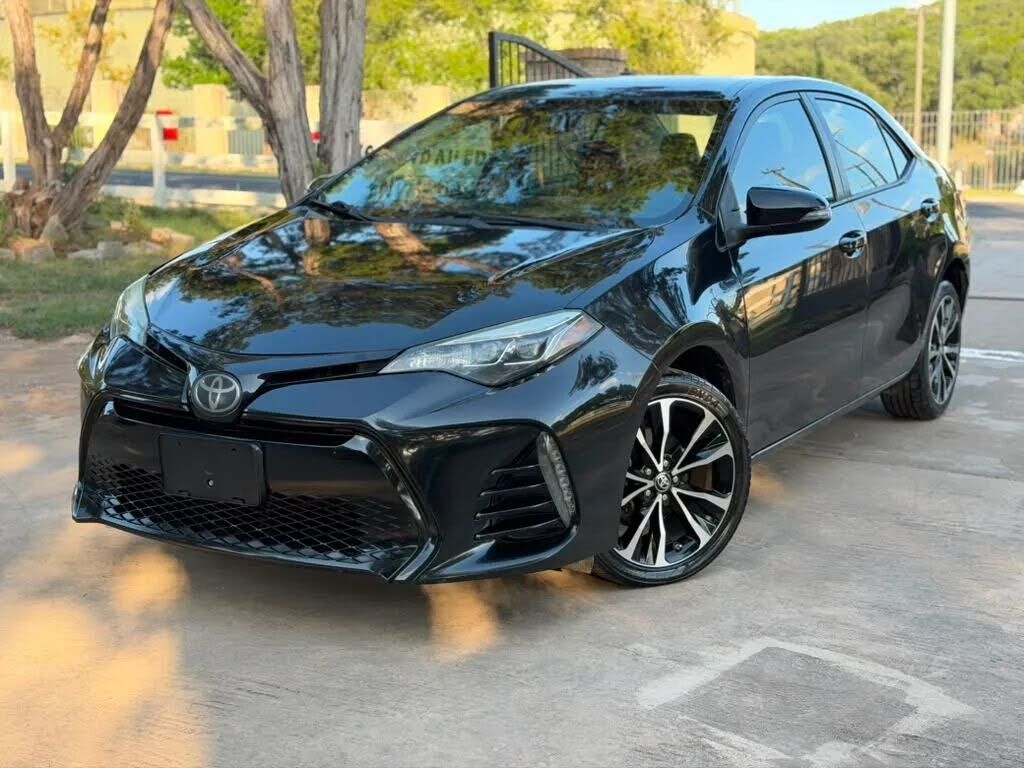 2018 TOYOTA Corolla