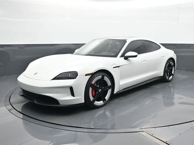 2025 PORSCHE Taycan