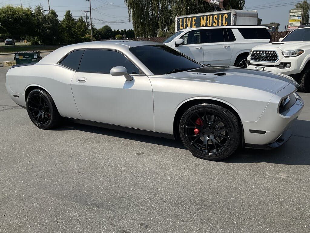 2010 DODGE Challenger