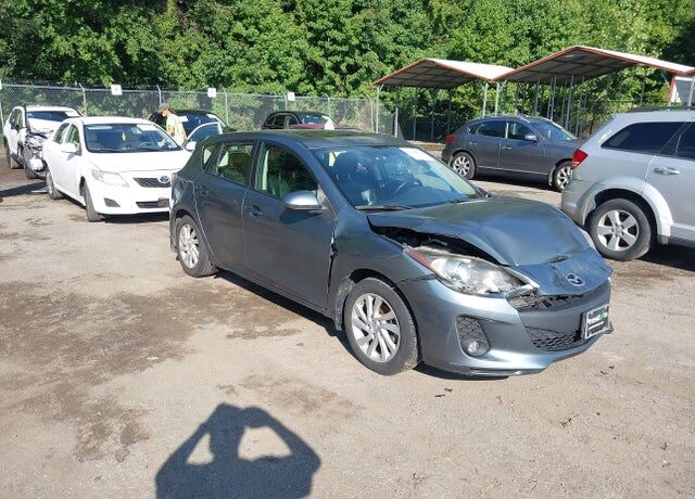 2012 MAZDA Mazda3