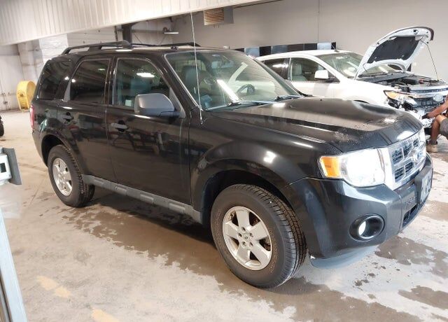 2011 FORD Escape