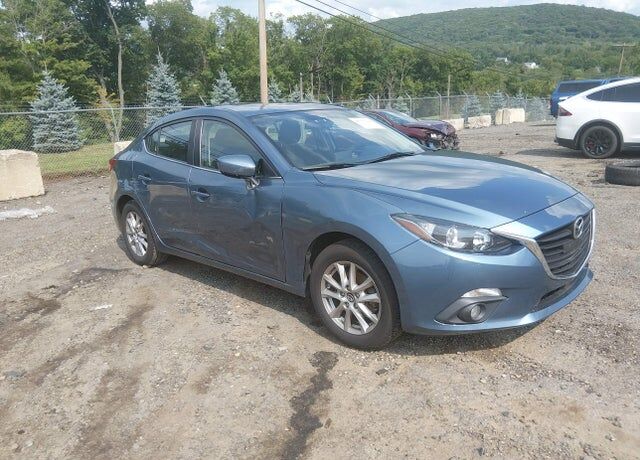 2015 MAZDA Mazda3