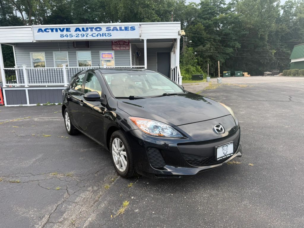 2013 MAZDA Mazda3