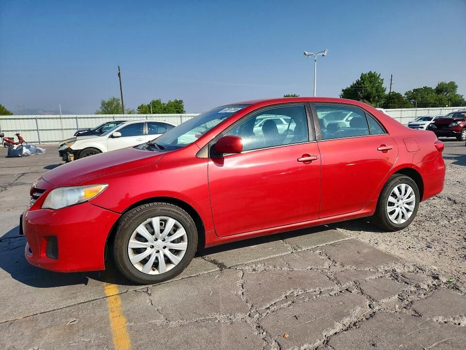 2013 TOYOTA Corolla