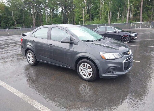 2017 CHEVROLET Sonic
