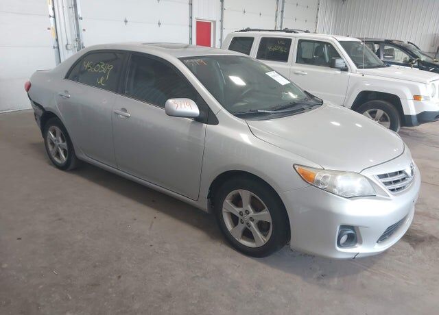 2013 TOYOTA Corolla