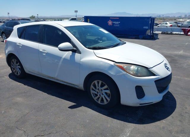 2012 MAZDA Mazda3