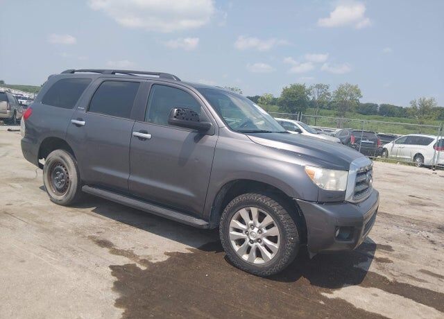 2012 TOYOTA Sequoia